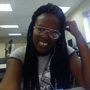 Meet your Posher, Laurice